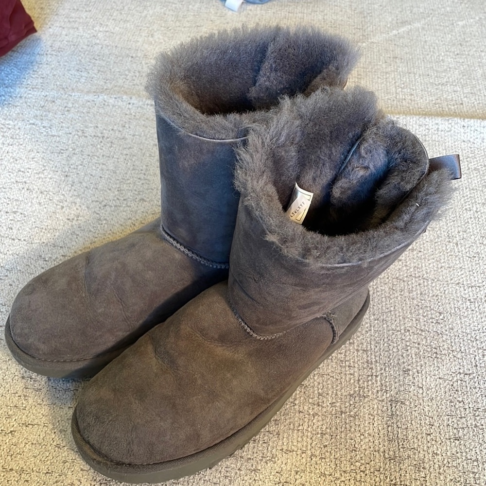 UGG Gray Bow tie Boots